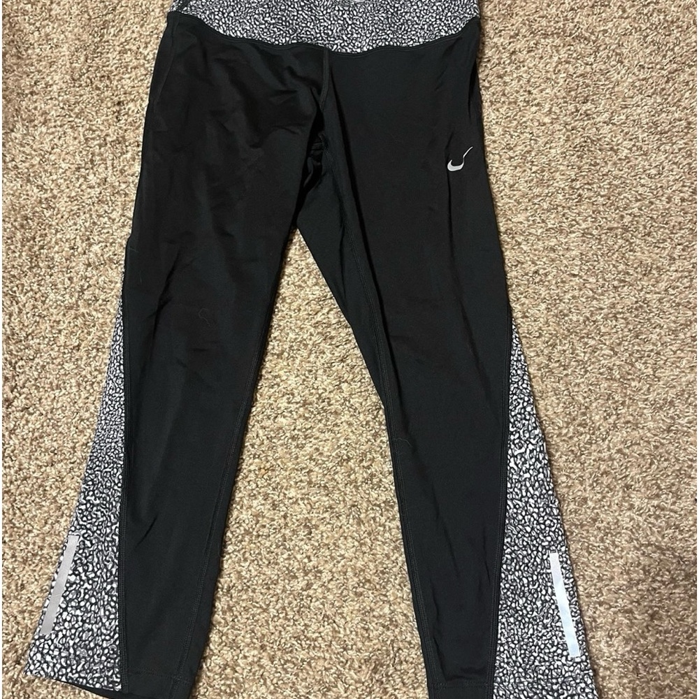 Nike leggings